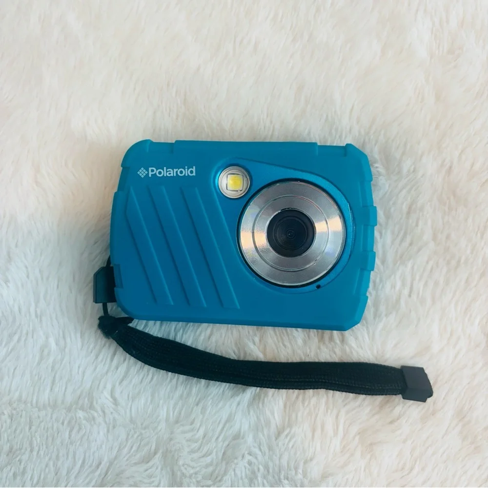 New Polaroid ISO48 Waterproof Camera